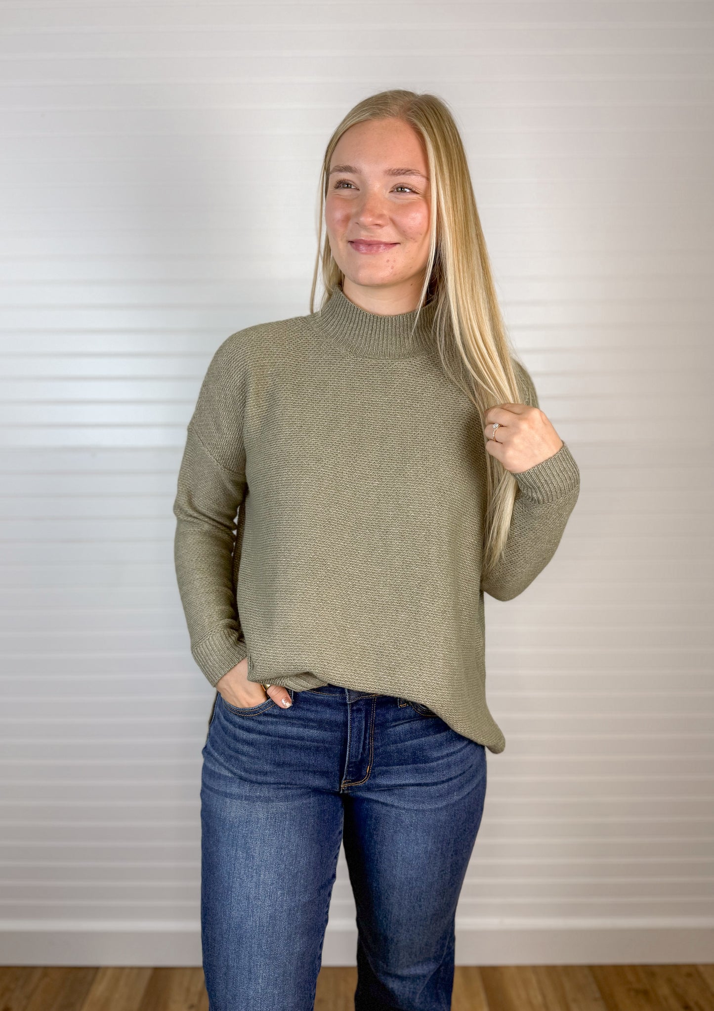 Waffle Knit Mock Neck Sweater (2 colors)