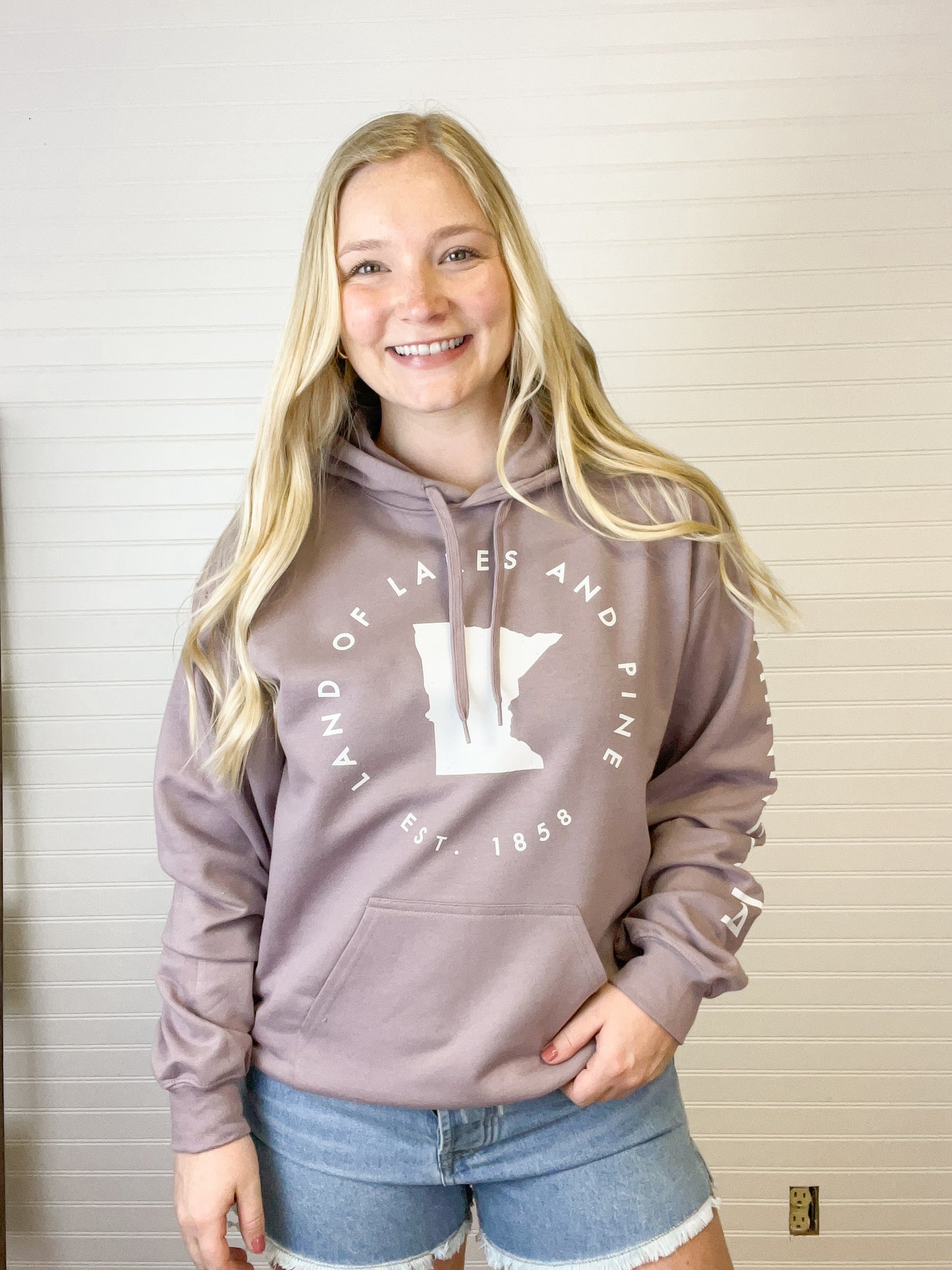 Two Harbors Hoodie - Paragon