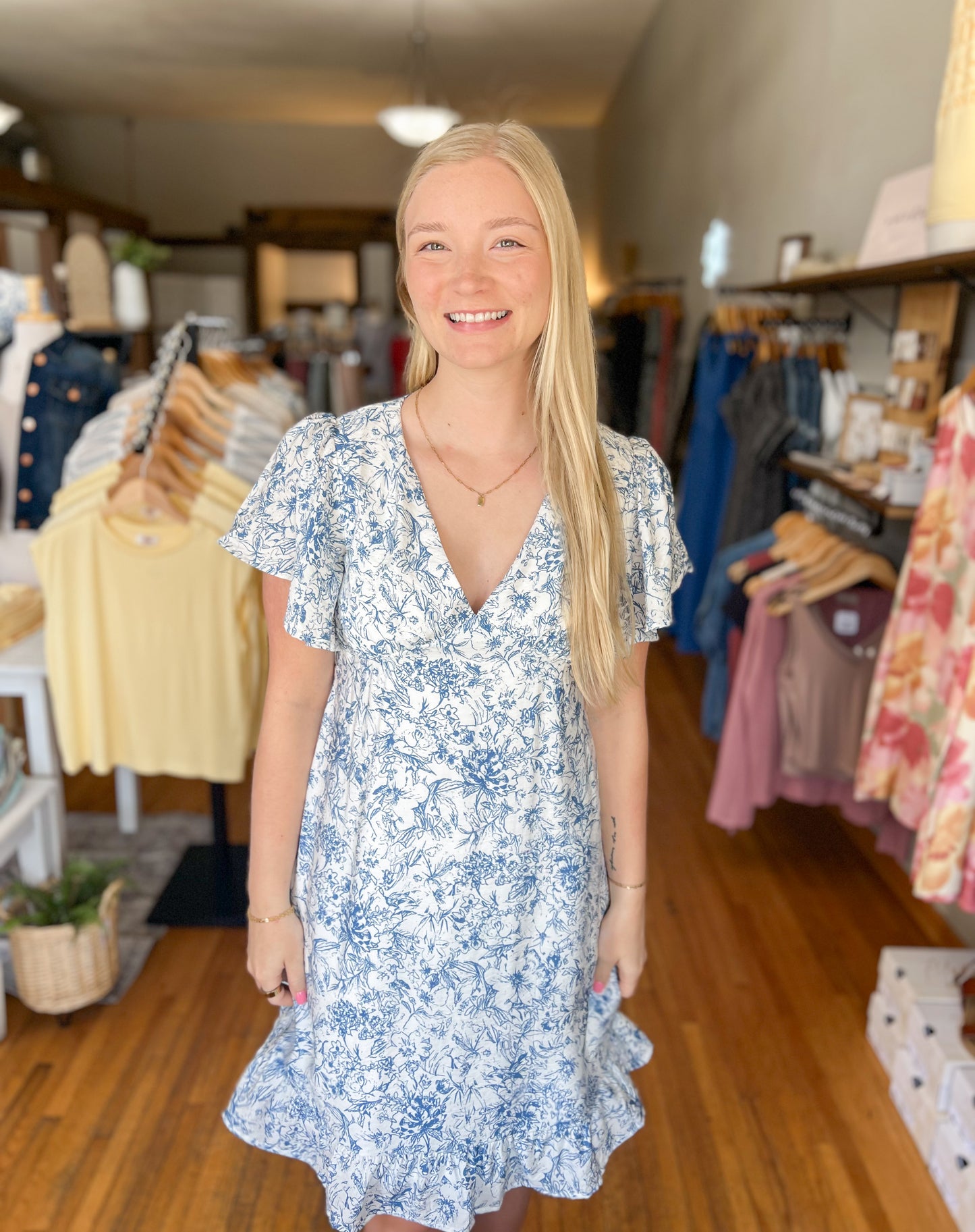 Ruffle Short Sleeve Back Tie Dress - Blue/Ivory