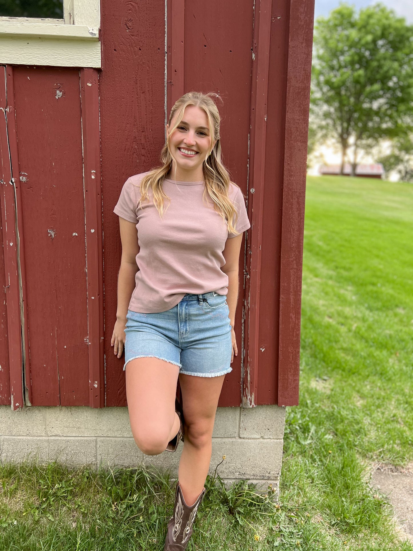 Lexi Tee (2 colors)