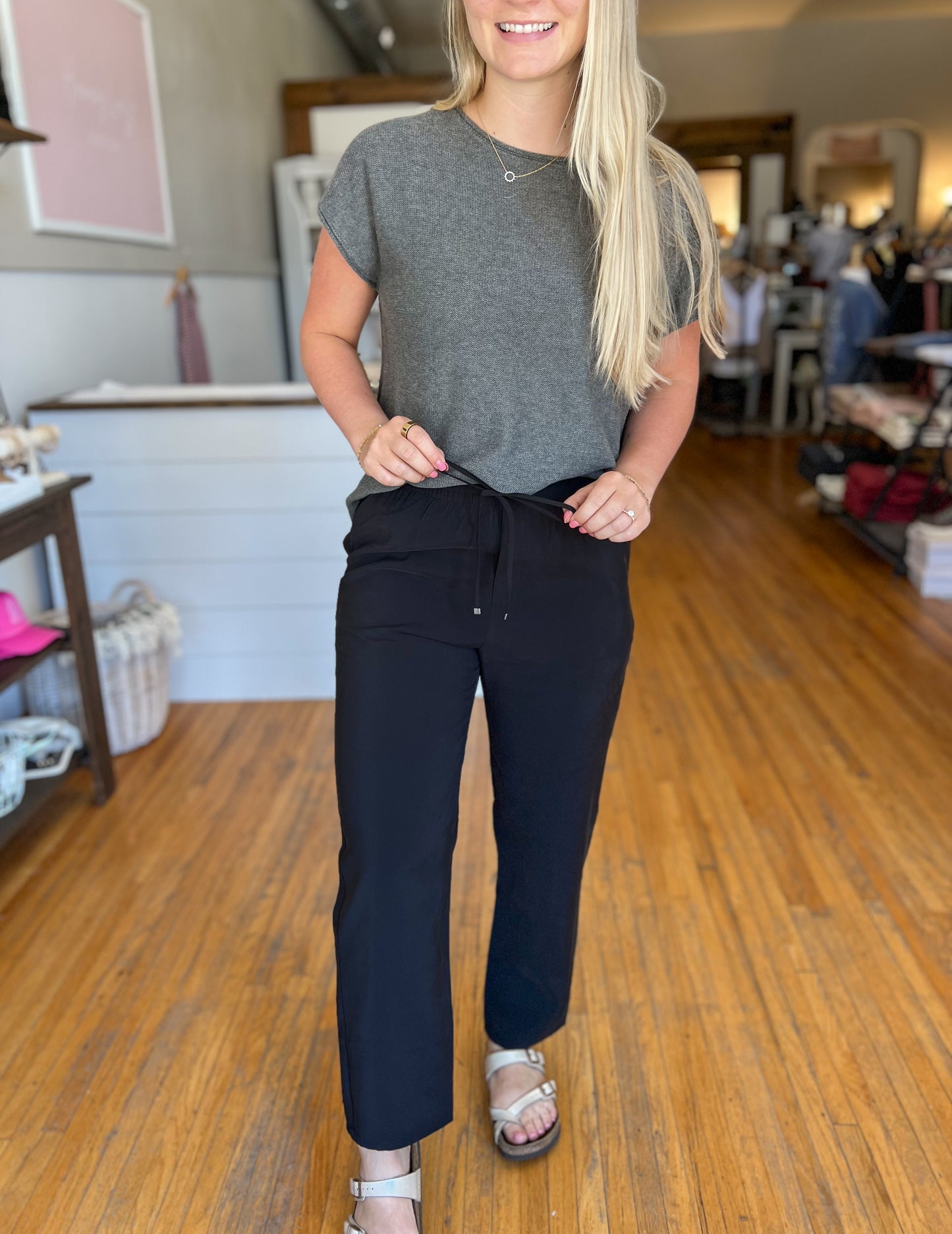High Rise Elastic Pants - Black