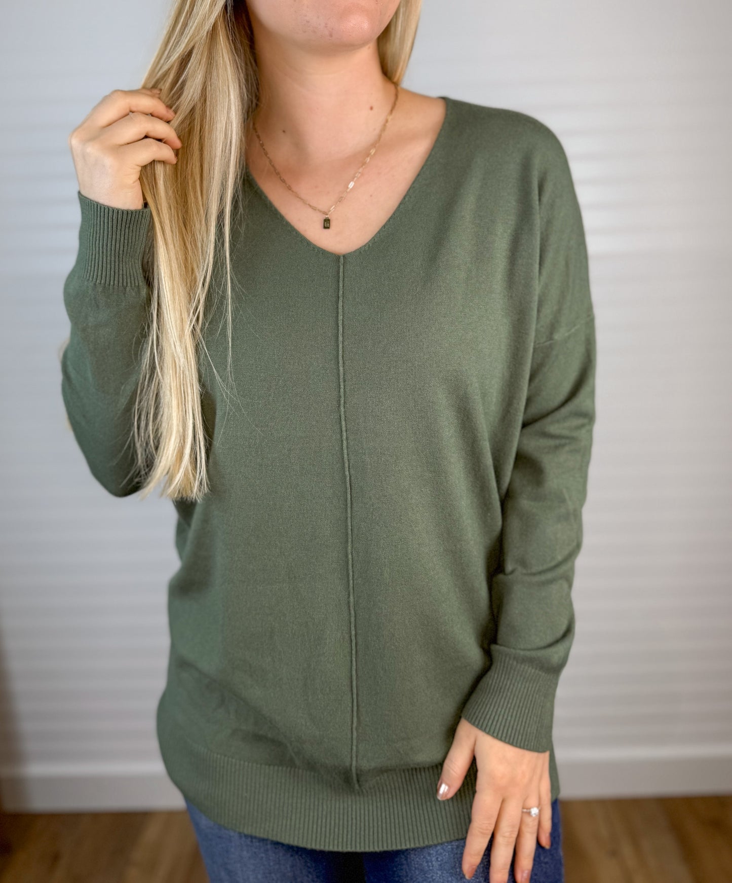 Front Seam Long V-Neck Sweater (4 colors)