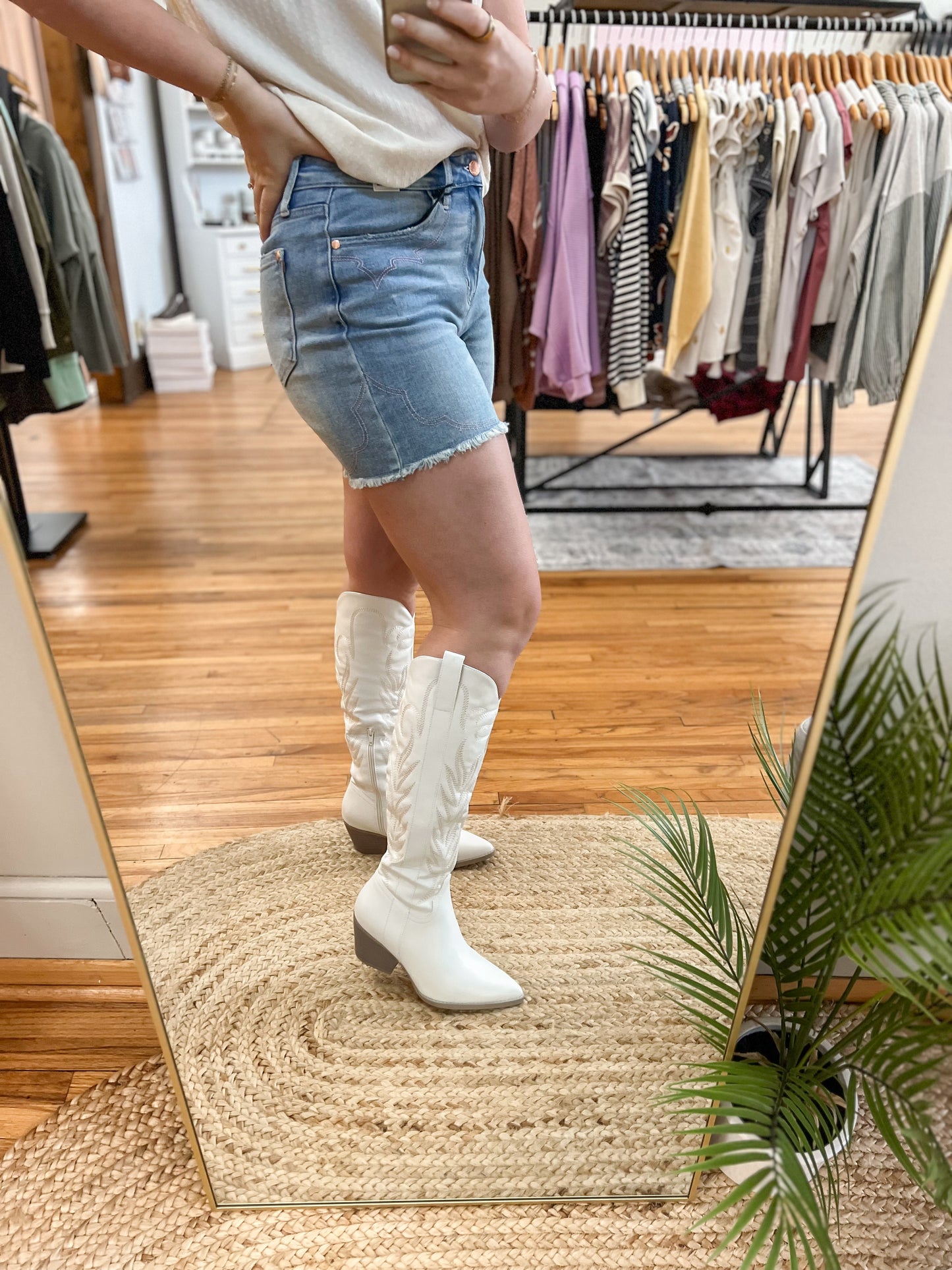 Savannah Embroidered Western Boots - White
