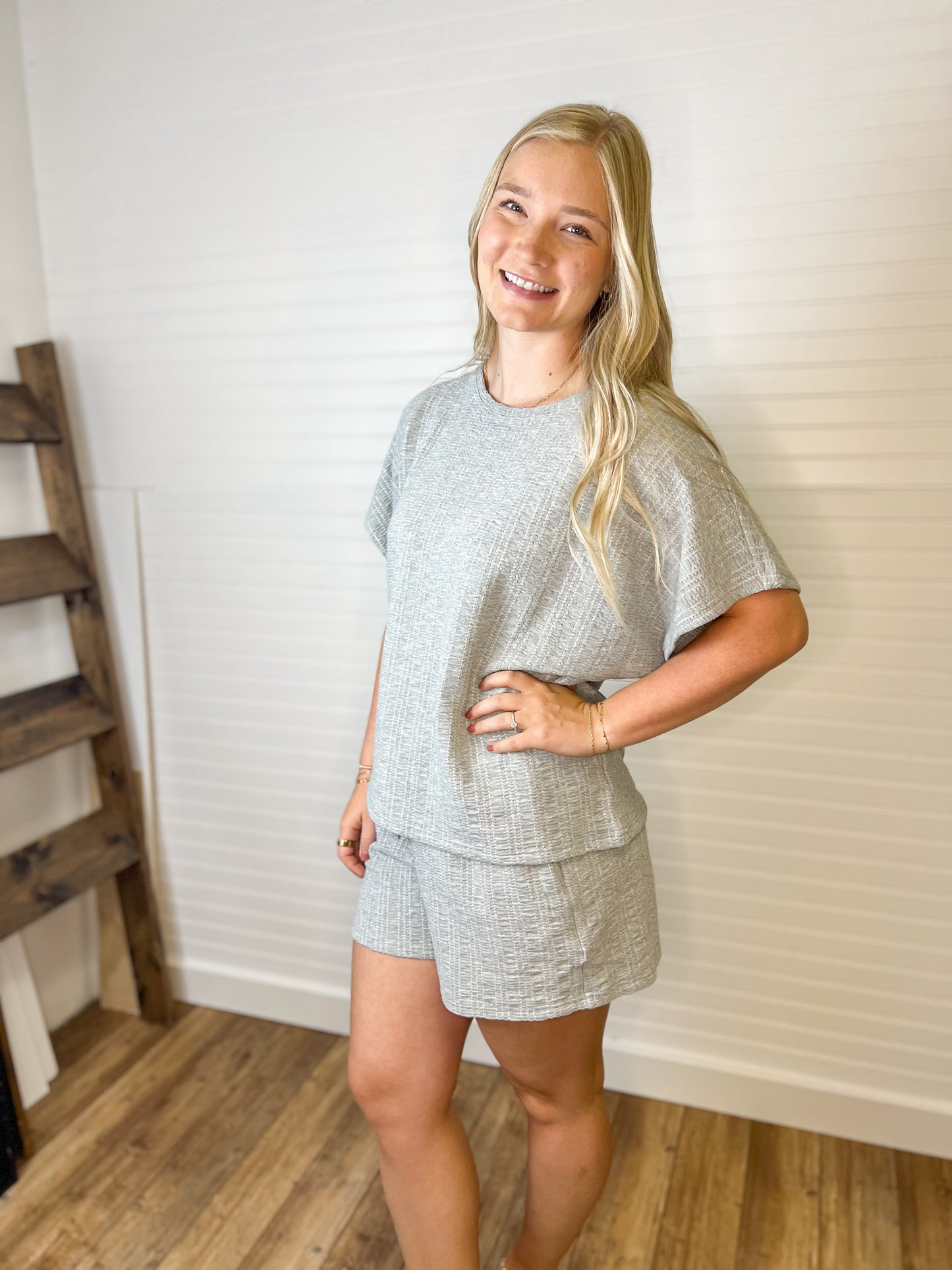Textured Knit Top & Shorts Set - Gray