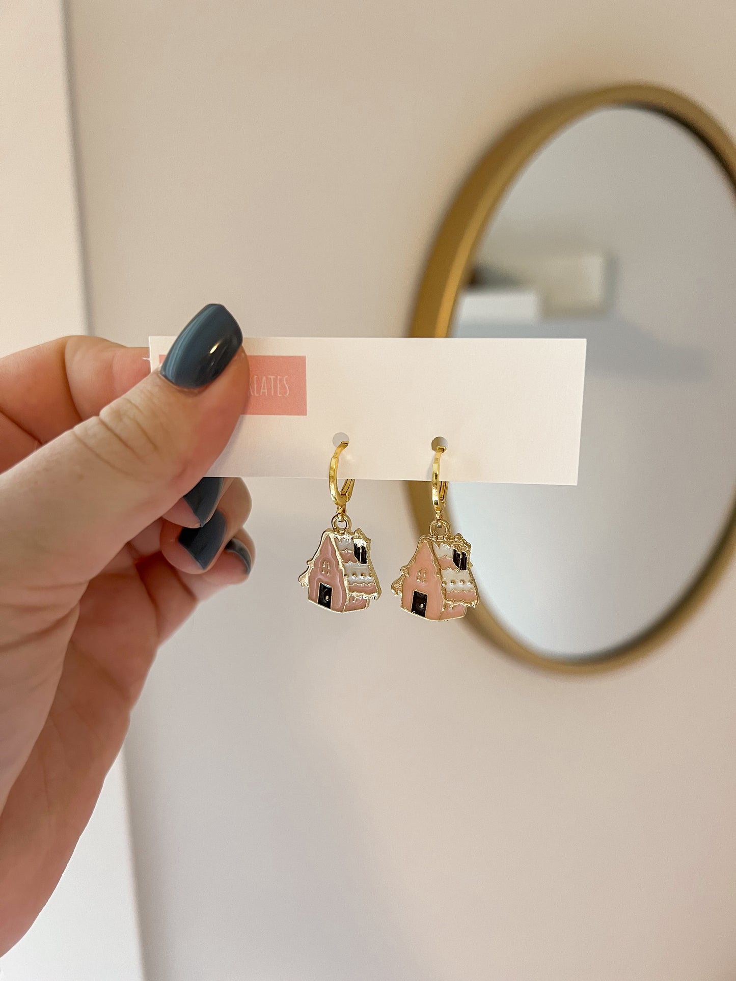 Gingerbread House Huggies - Pink/Gold