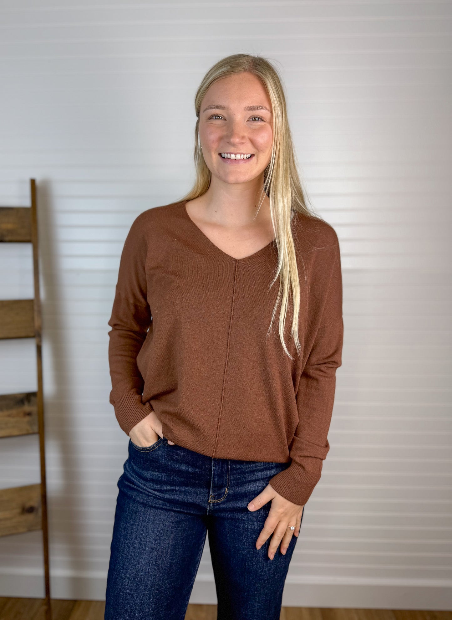 Front Seam Long V-Neck Sweater (4 colors)