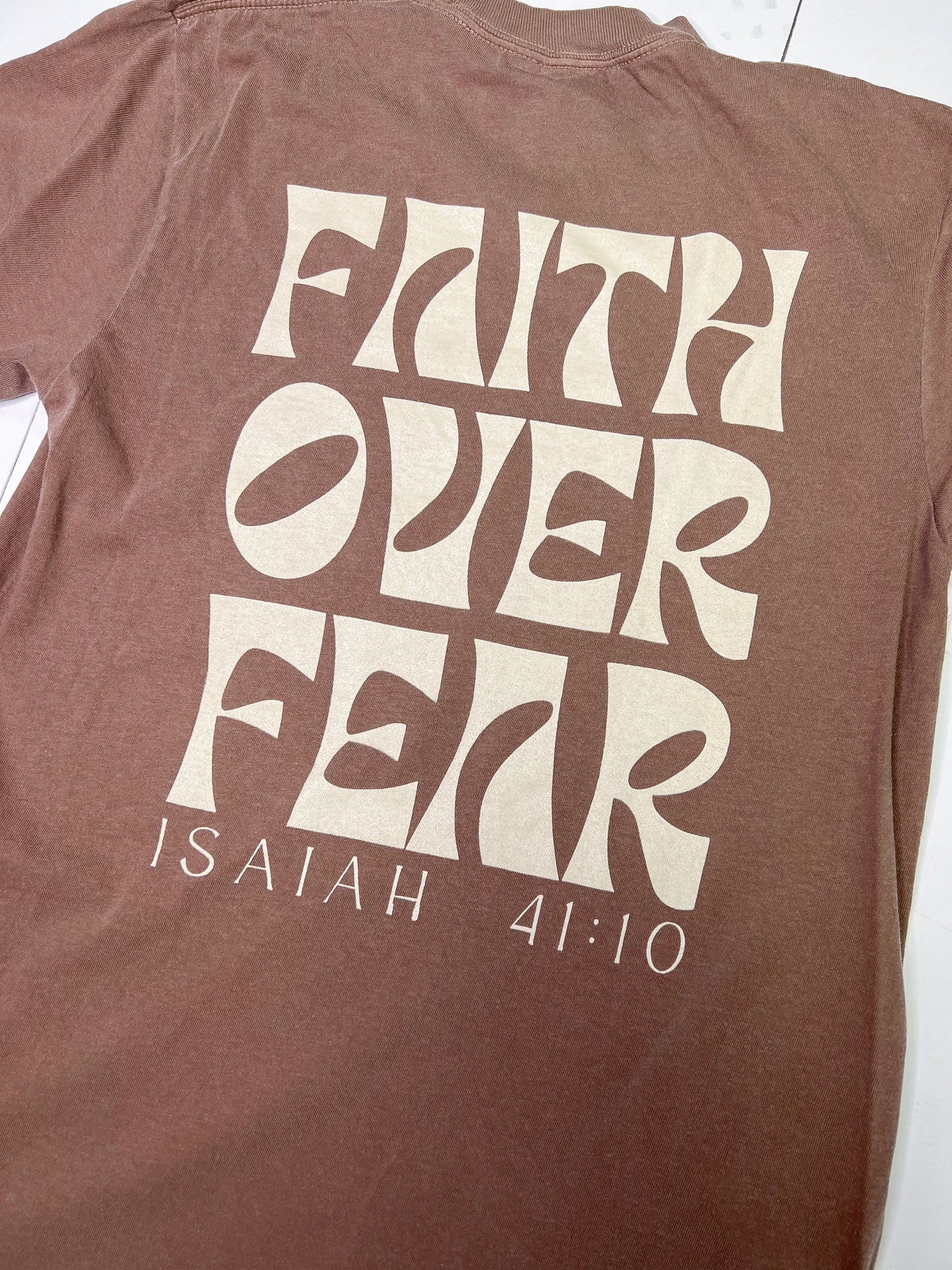 Faith Over Fear Graphic Tee - Espresso