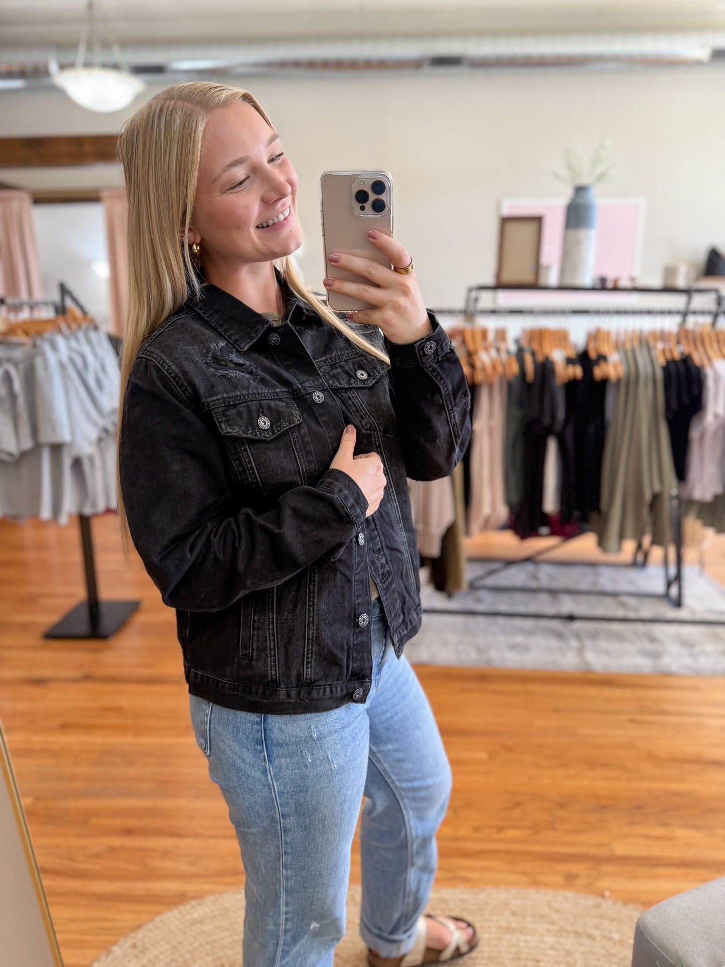 Relaxed Vintage Denim Jacket - Black
