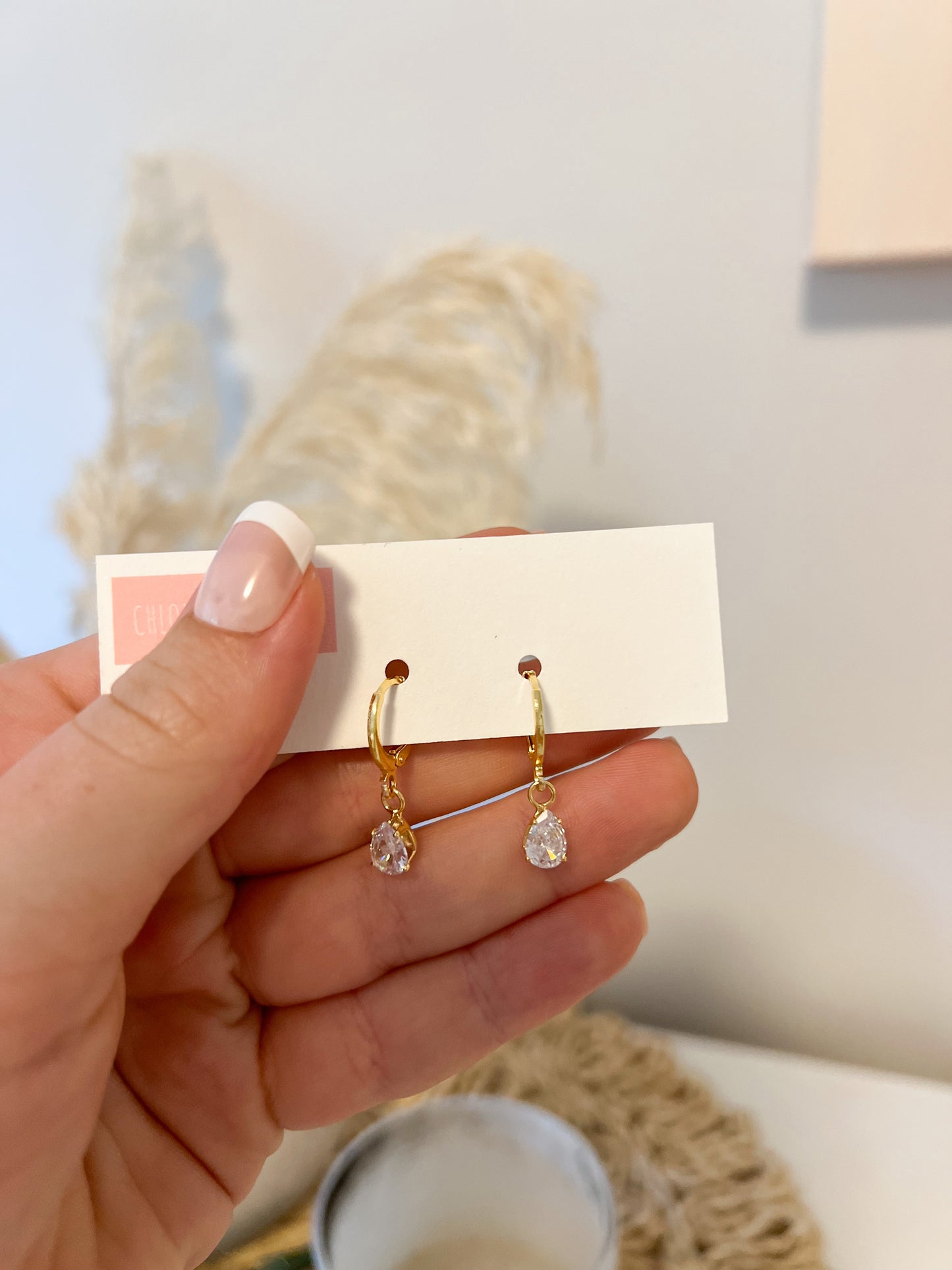 18k Teardrop Huggie Earrings - Gold