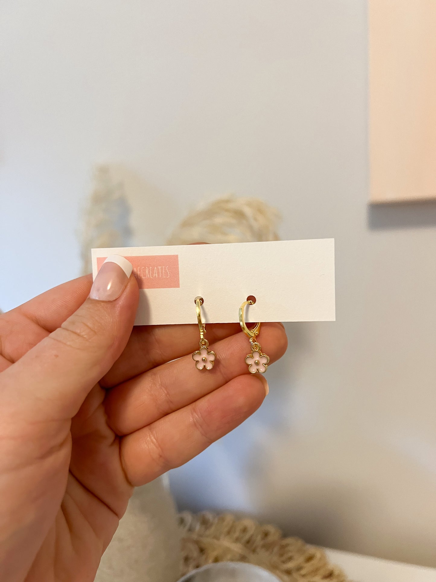 Dainty Flower Huggies - Blush