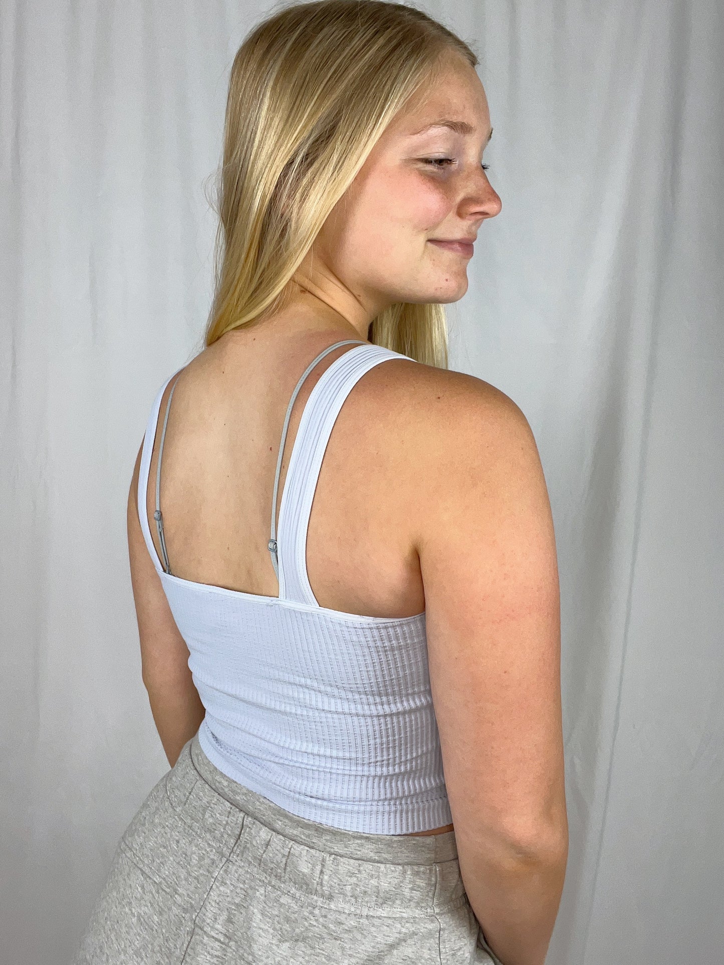 V-Neck Ribbed Cropped Tank (2 colors)