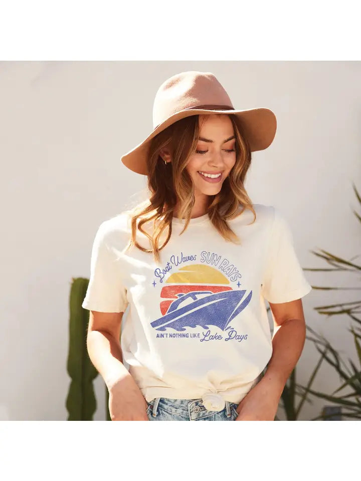 Boat Waves Sun Rays Graphic Tee - Vintage White