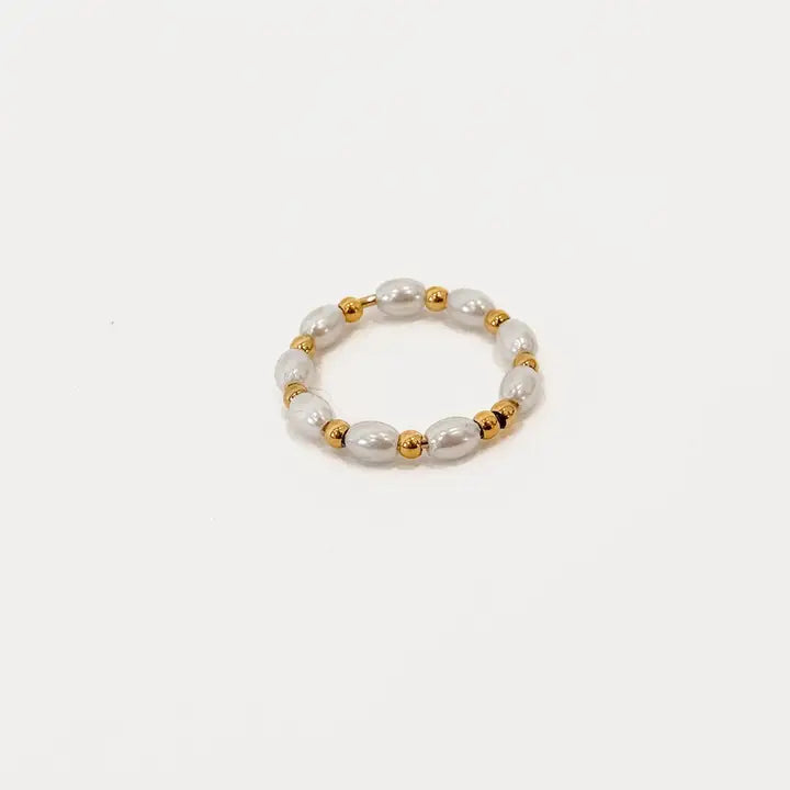 Elegant Gold Pearl Ring - WATERPROOF