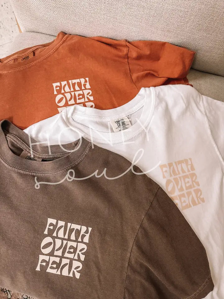 Faith Over Fear Graphic Tee - Espresso