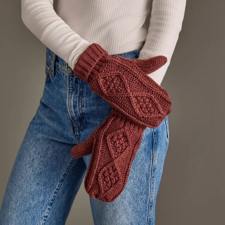 Cable Knit Mittens - Dark Pink