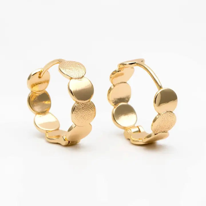 Textured Elegant Hoop Earrings - 18k Gold Plated