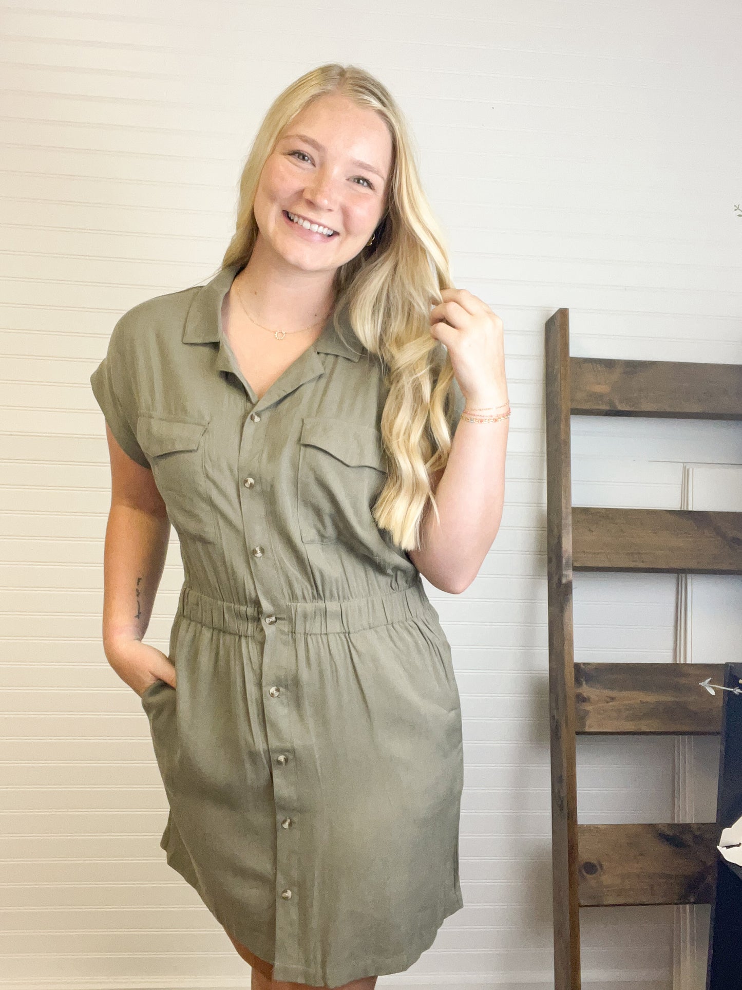 Maya Short Sleeve Dress - Smokey Olive