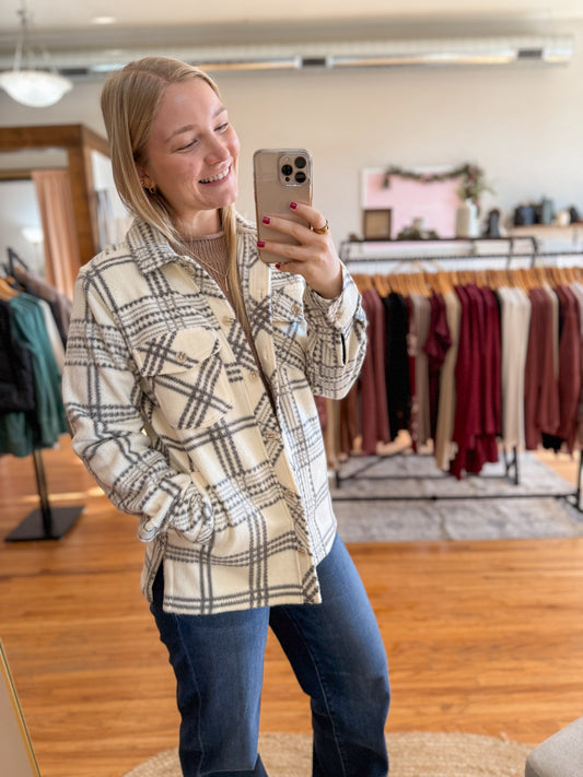 Cozy Fleece Plaid Shacket - Ivory/Gray