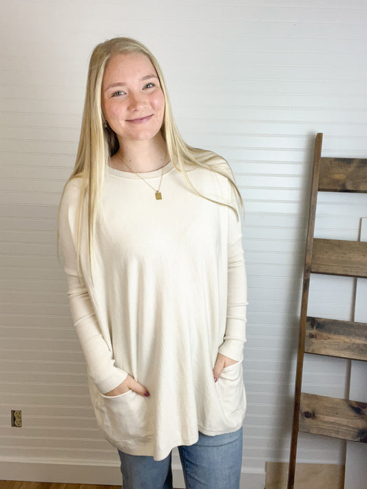 Oversized Pocket Sweater Top - Oatmeal