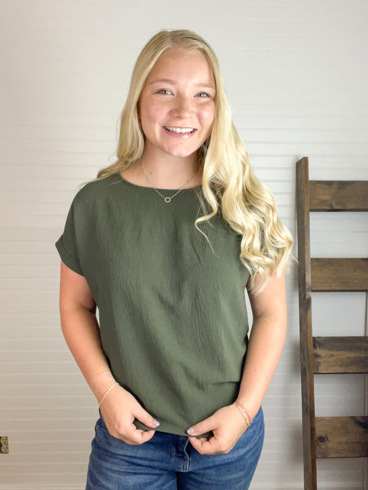 Short Roll-Up Sleeve Top - Olive