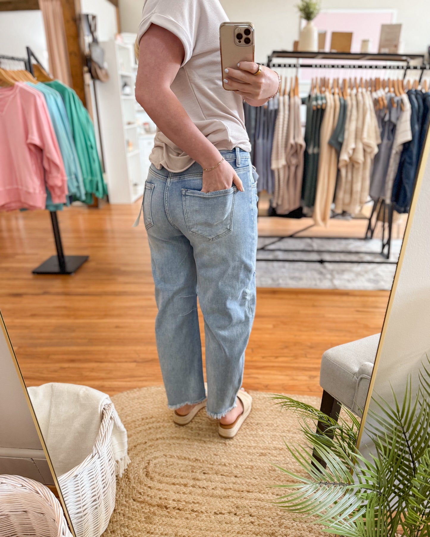 Relaxed Crop Barrel Denim Pants - Light Denim