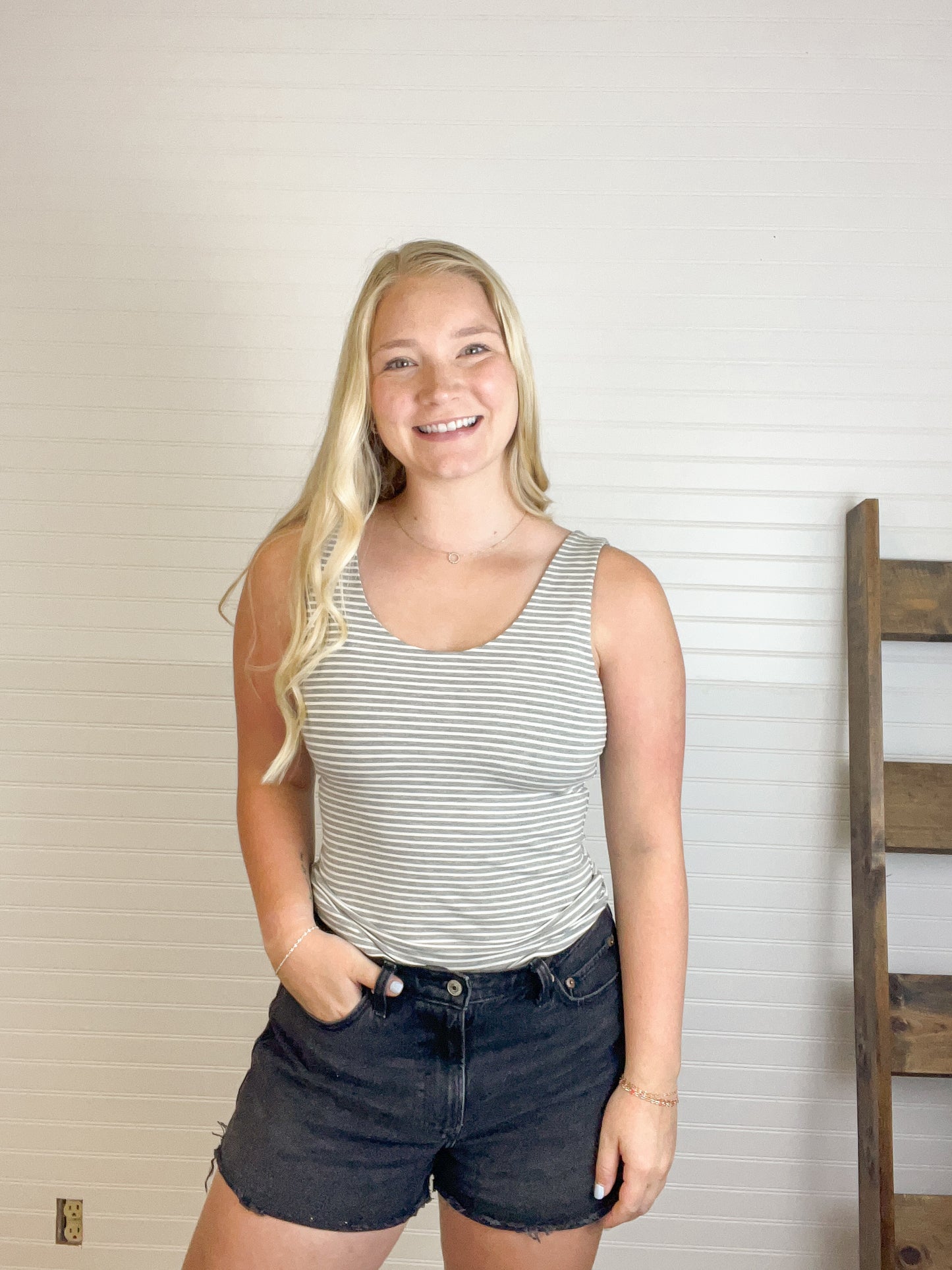 Striped Basic Scoop Neck Tank - H Gray