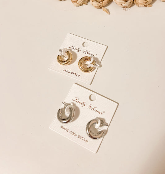 Mini Chunky Hoop Earrings (2 colors)