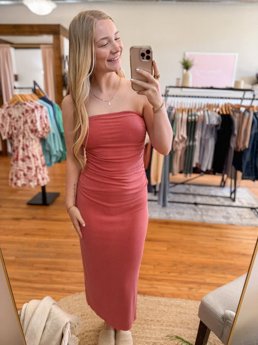Ribbed Midi Strapless Dress - Pink
