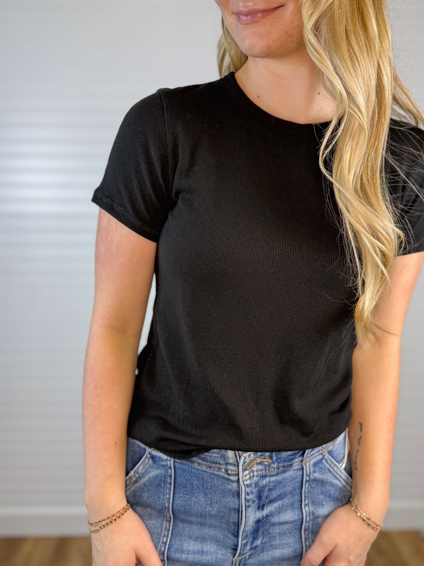 Ribbed Knit Basic T-Shirt (2 colors)