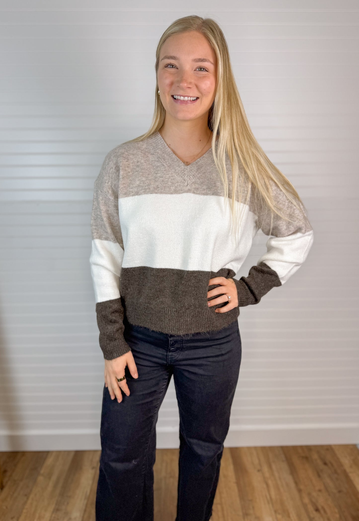 V-Neck Color Block Sweater - Taupe
