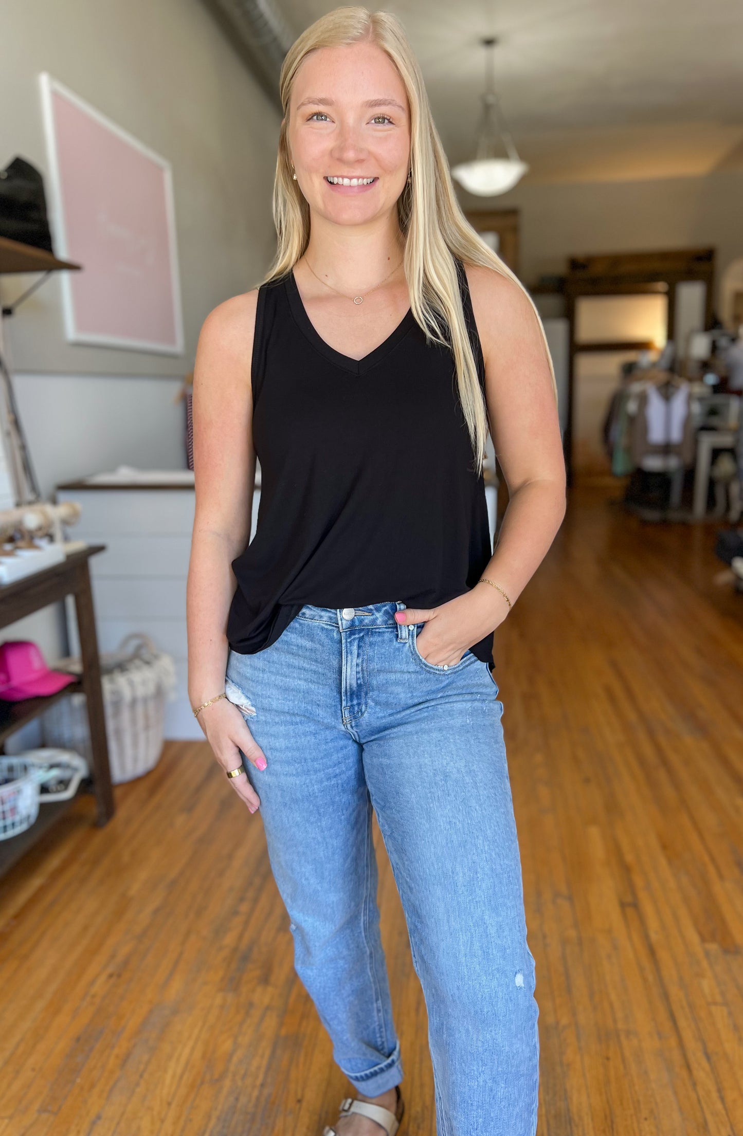 Soft V-Neck Flowy Tank (2 colors)