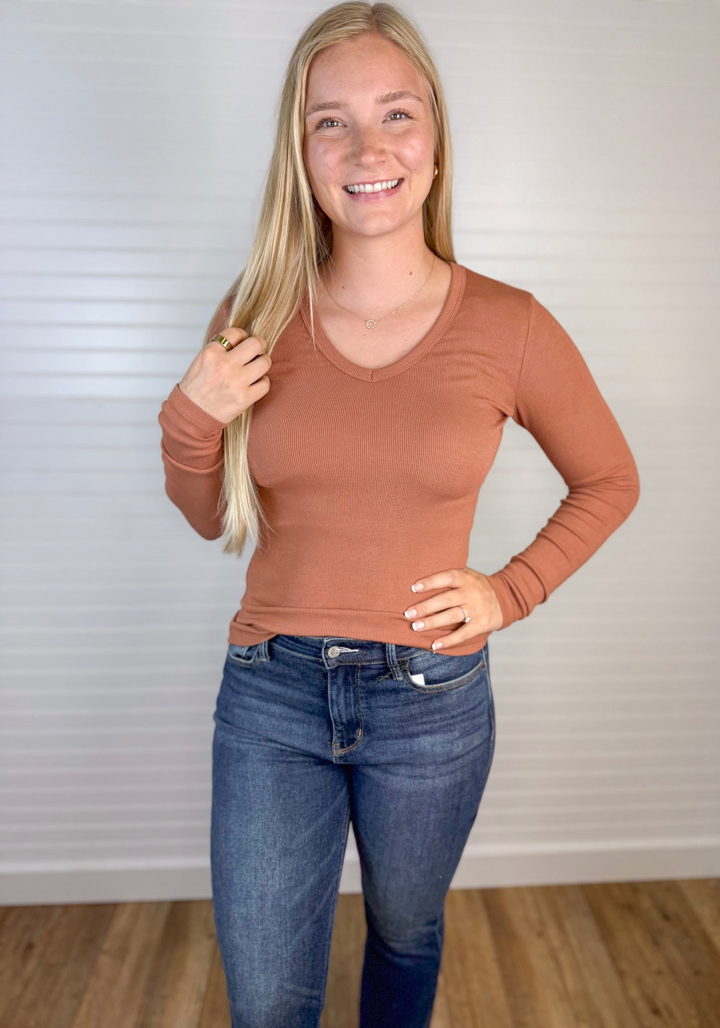 Fitted Ribbed V-Neck Long Sleeve (2 colors)