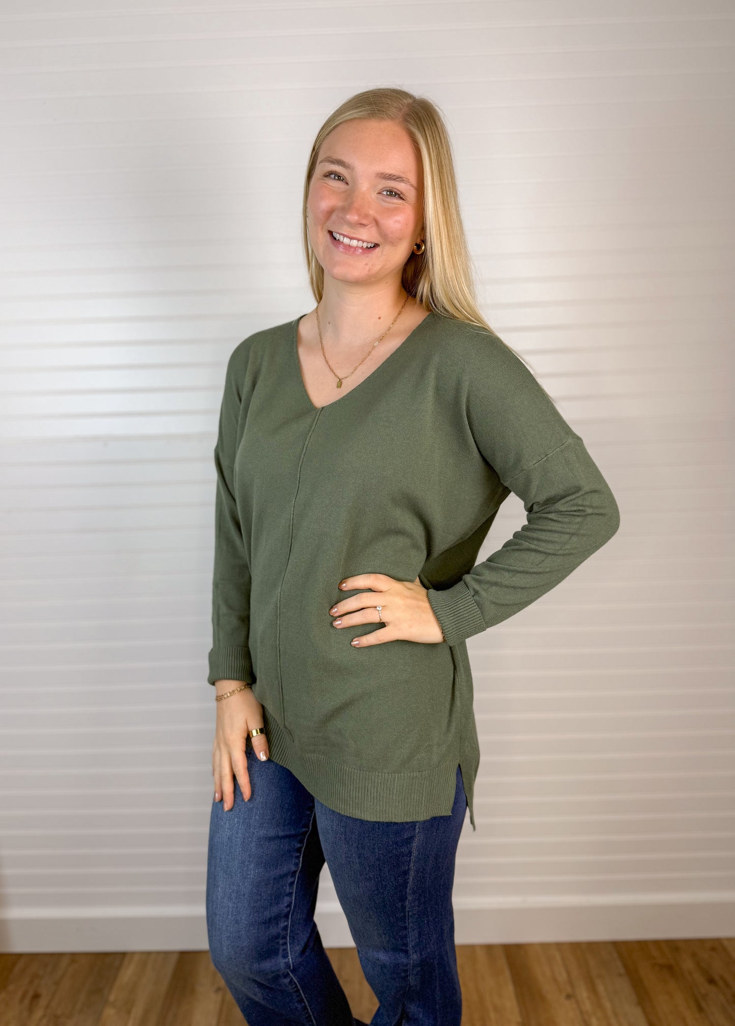 Front Seam Long V-Neck Sweater (4 colors)