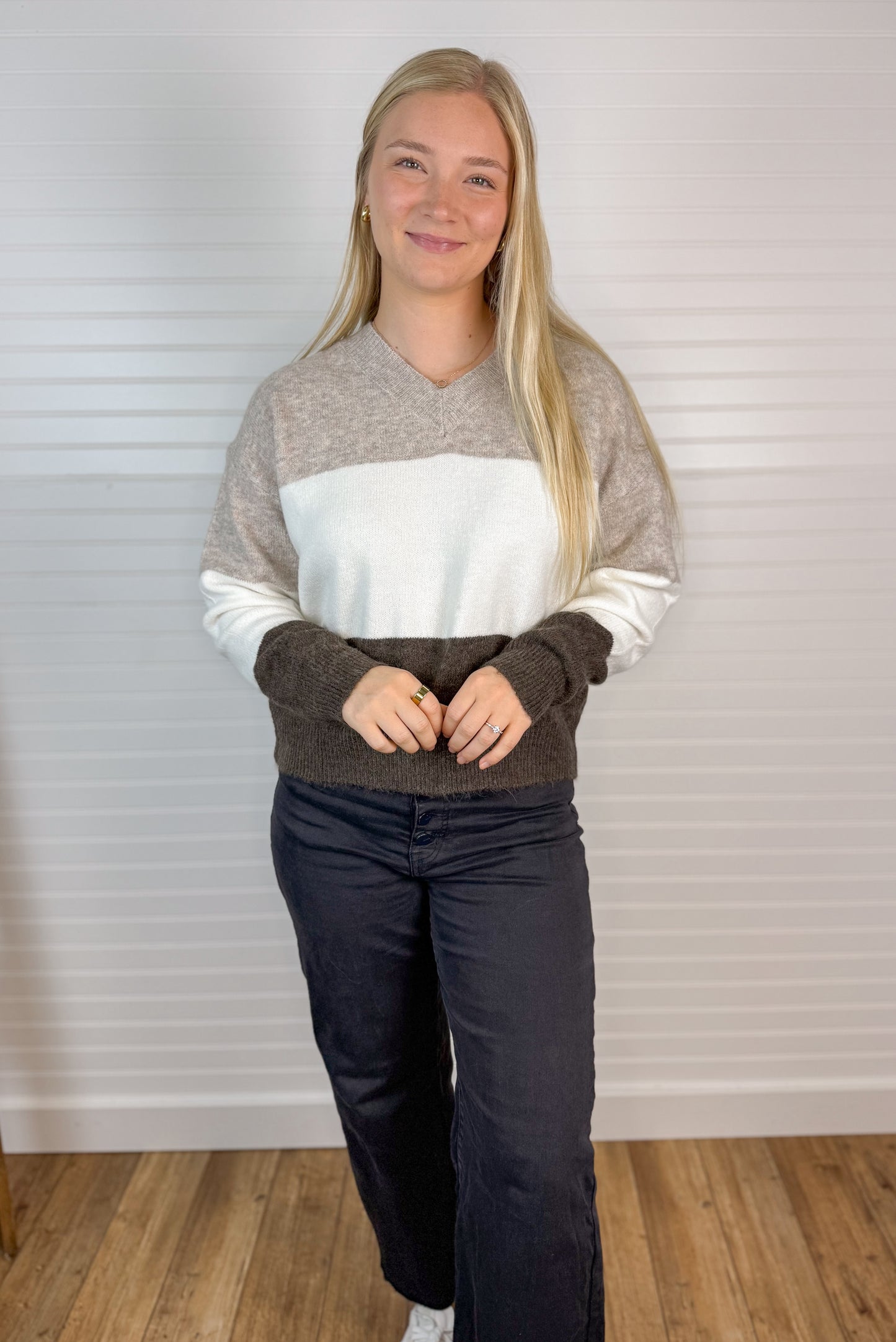 V-Neck Color Block Sweater - Taupe