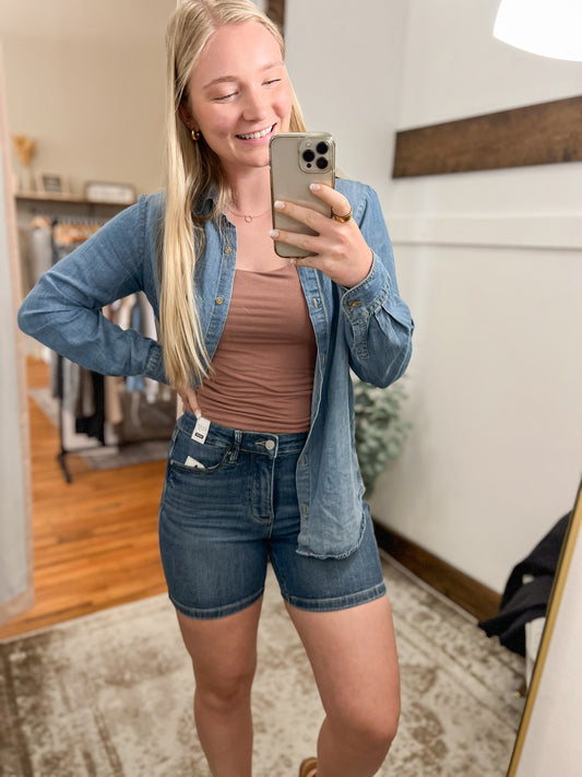 Tummy Control Denim Shorts - Medium Wash