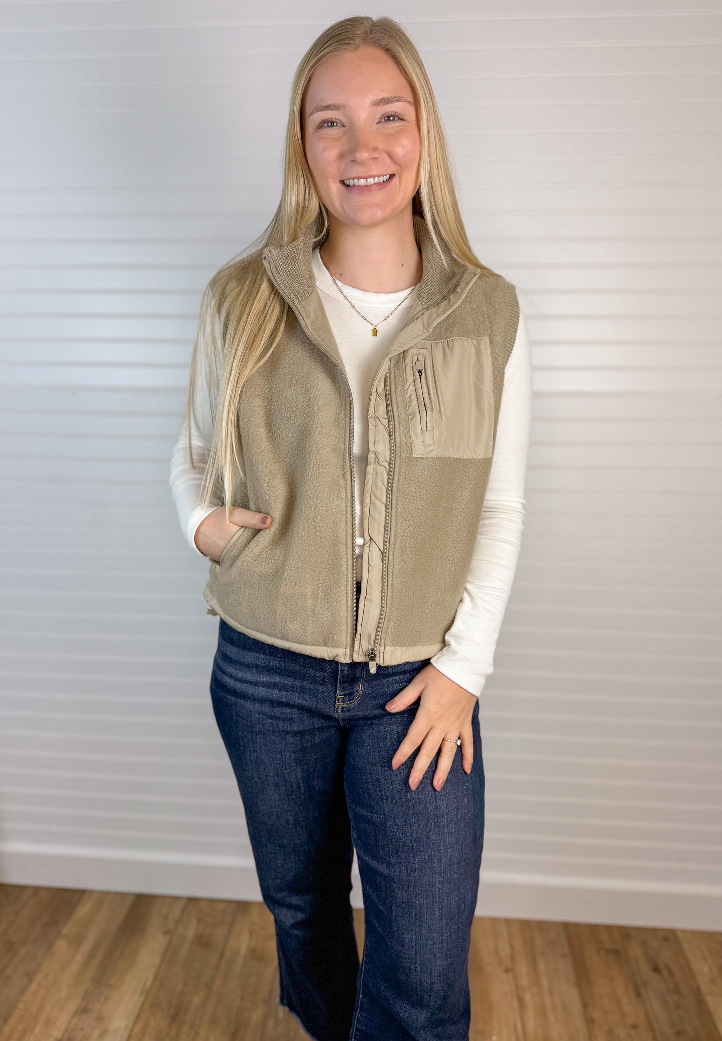 Fleece Puffer Vest - Taupe