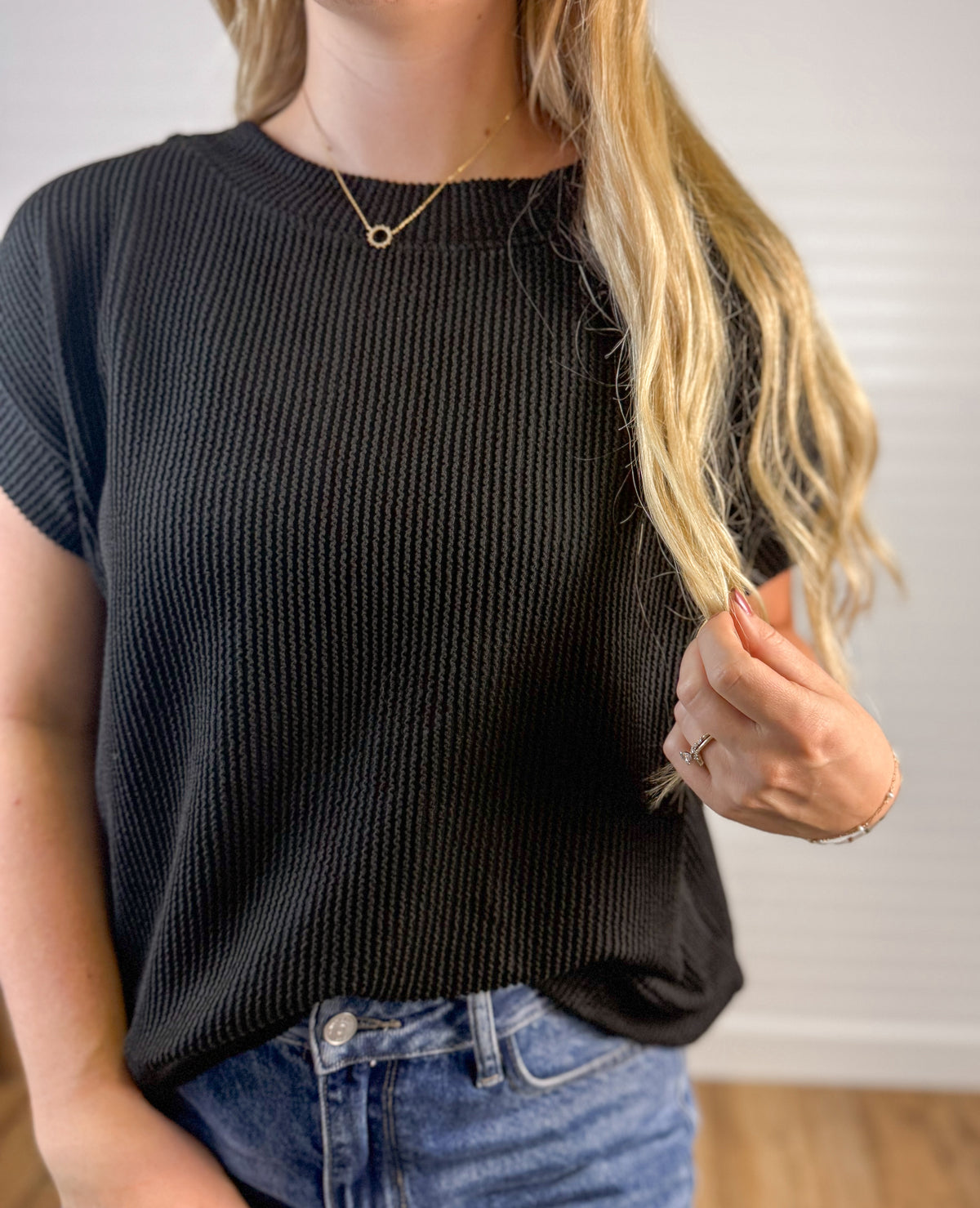 Raised Rib Cap Sleeve Top - Black