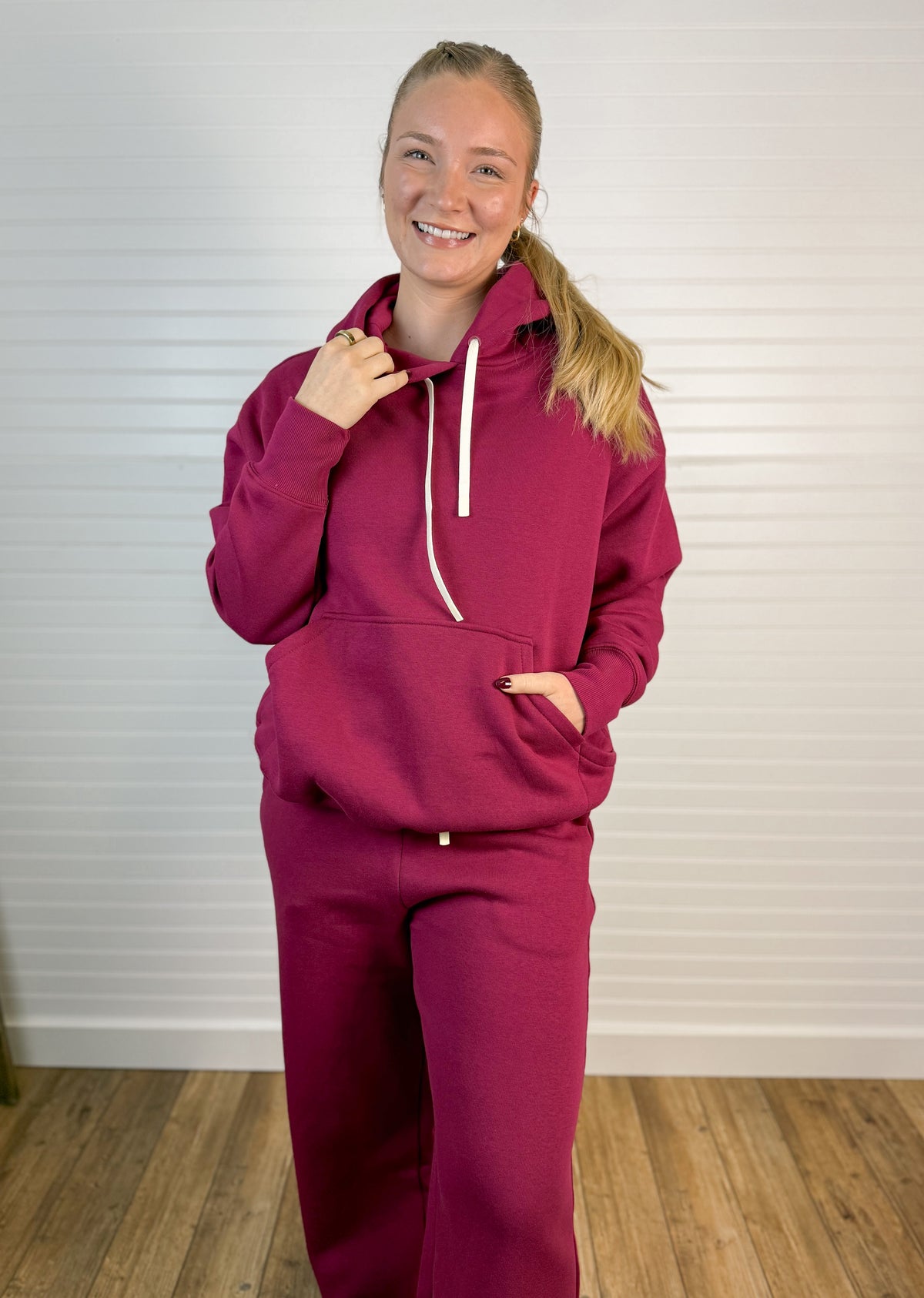 Cloud Fleece Pullover Hoodie - Berry