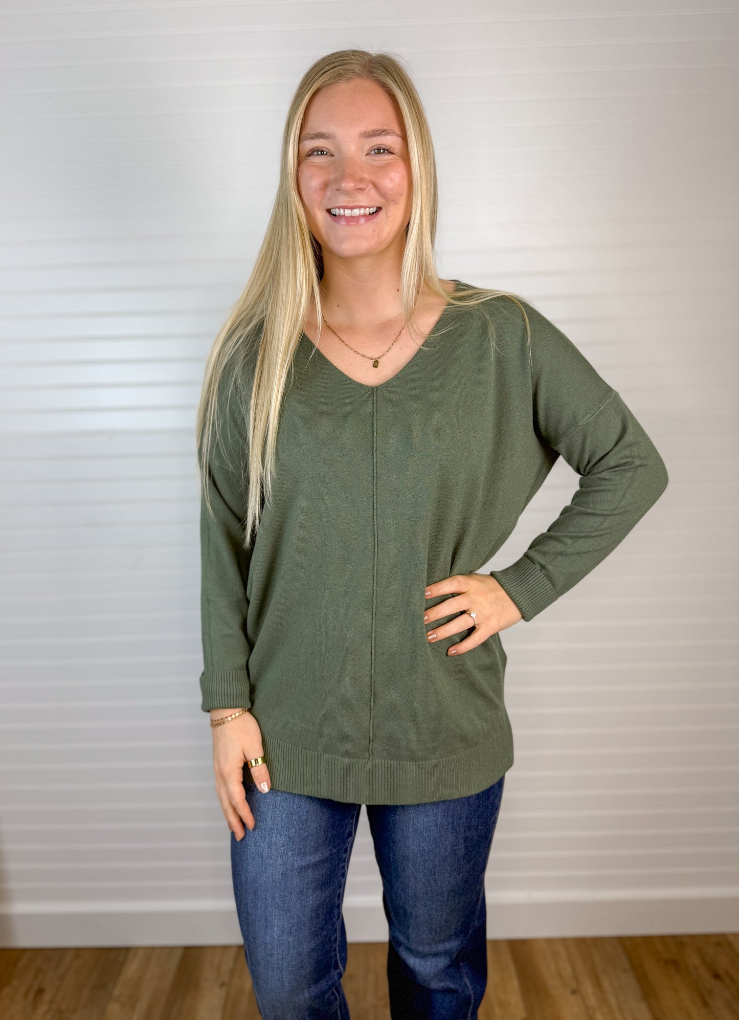 Front Seam Long V-Neck Sweater (4 colors)
