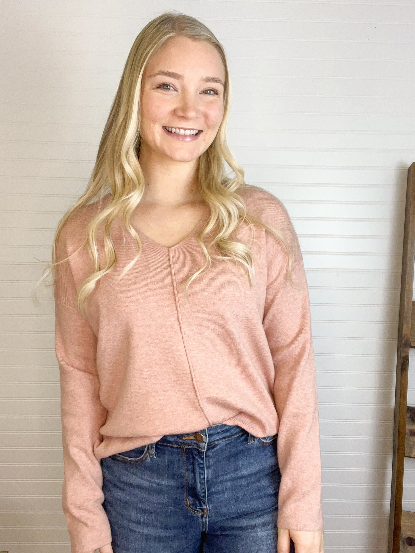 Relaxed V-Neck Sweater - Mauve