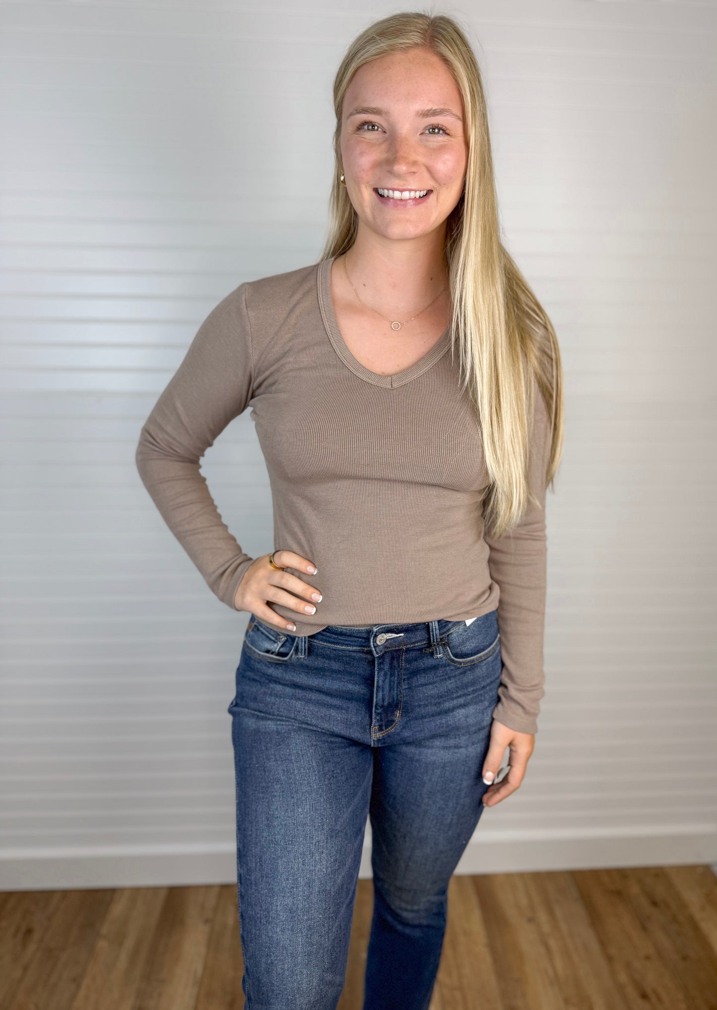 Fitted Ribbed V-Neck Long Sleeve (2 colors)