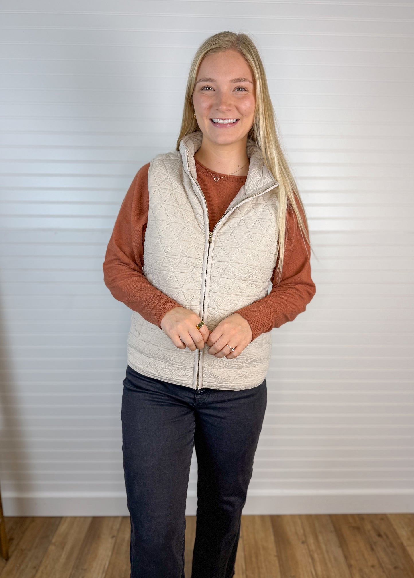 Quilted Puffer Zip-Up Vest - Oatmeal