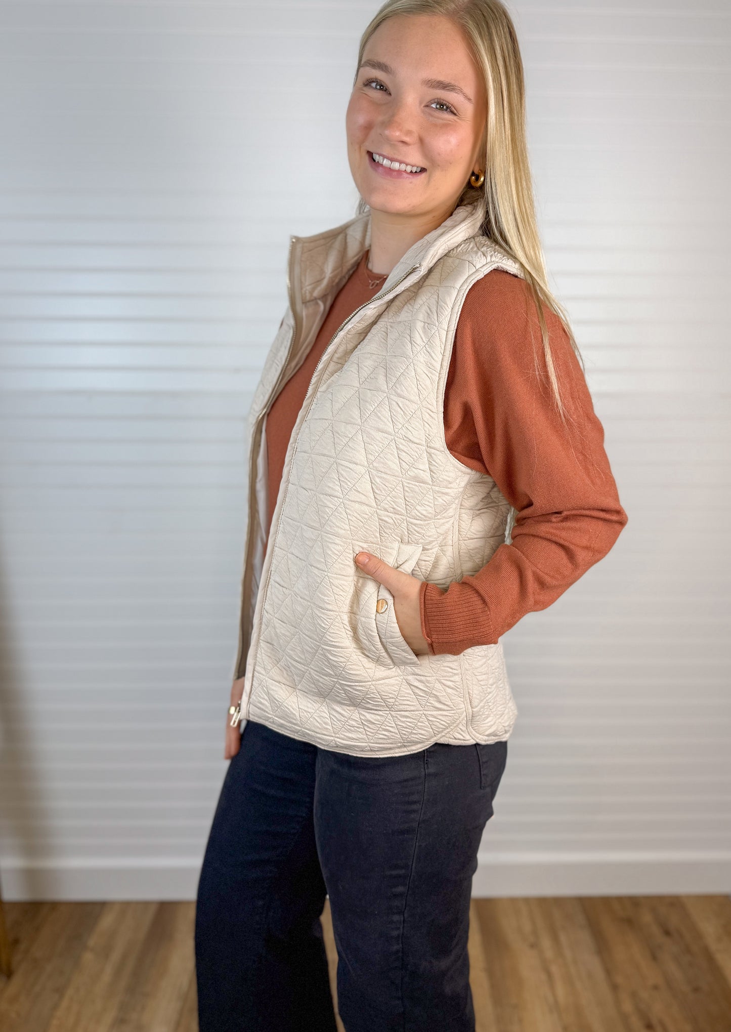Quilted Puffer Zip-Up Vest - Oatmeal