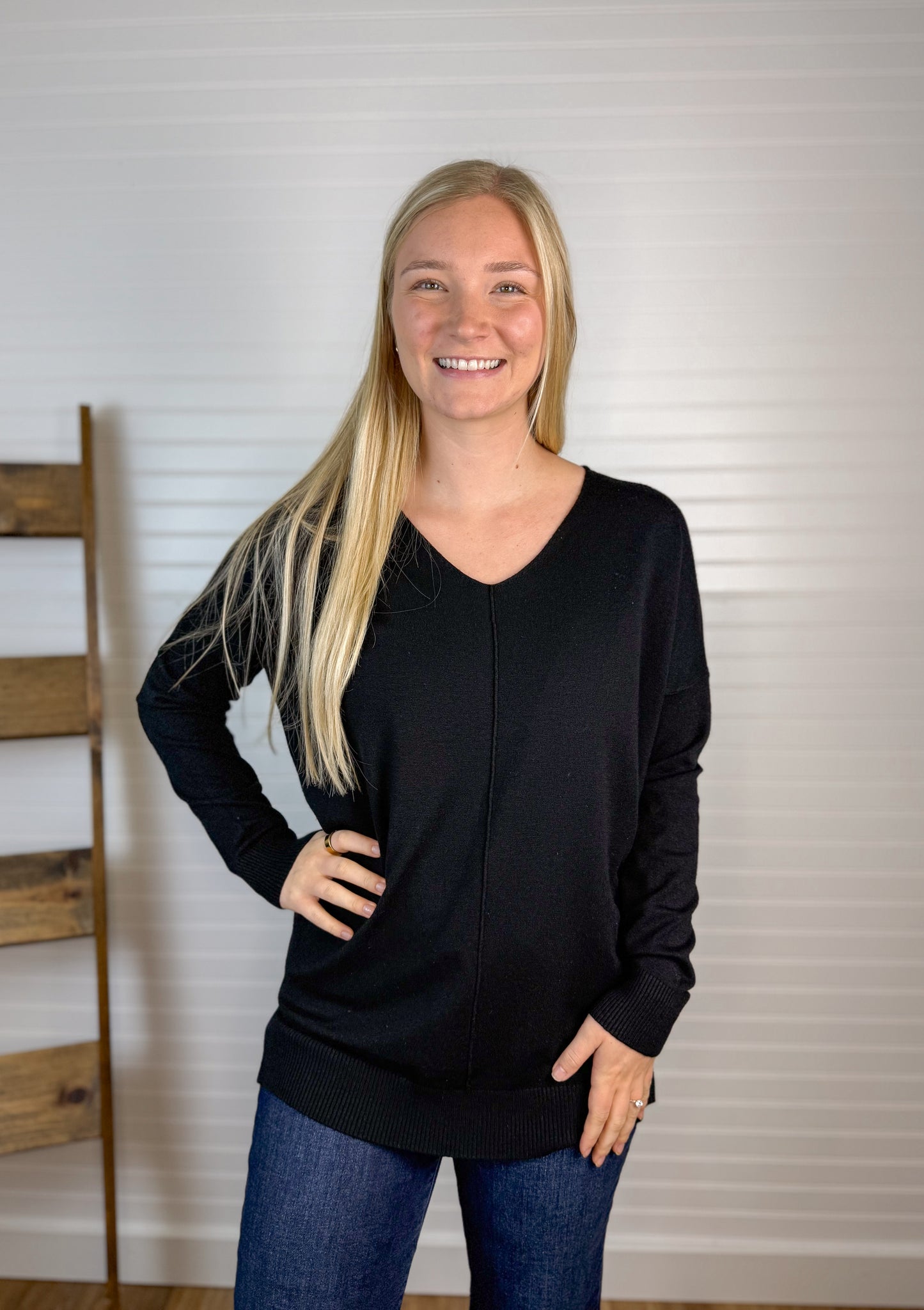 Front Seam Long V-Neck Sweater (4 colors)