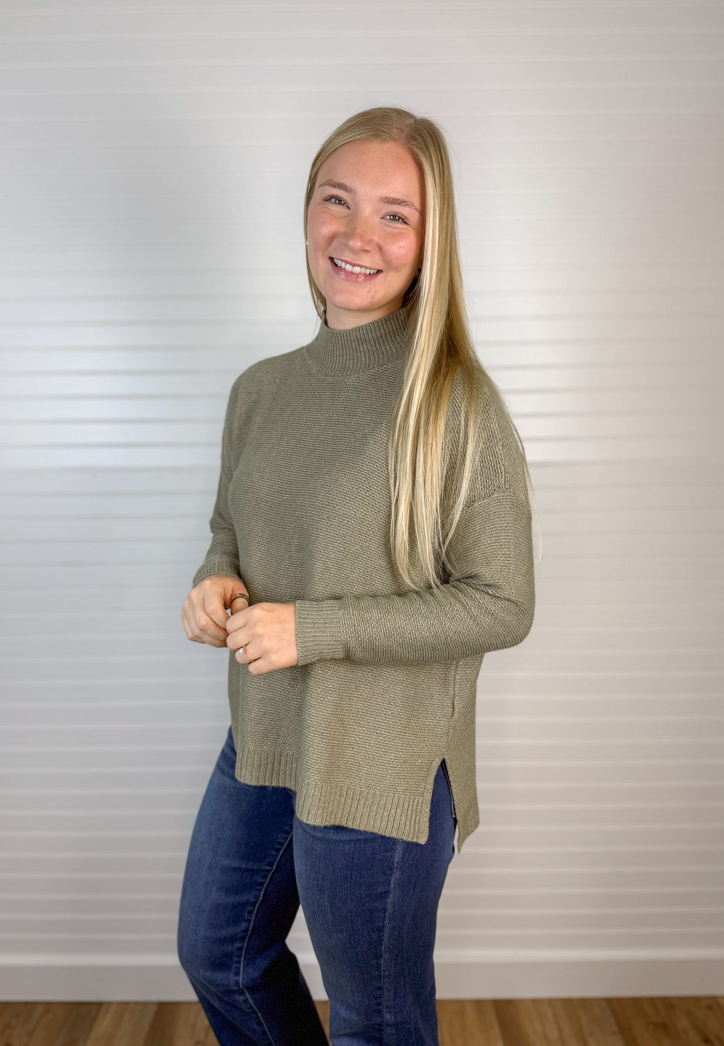 Waffle Knit Mock Neck Sweater (2 colors)