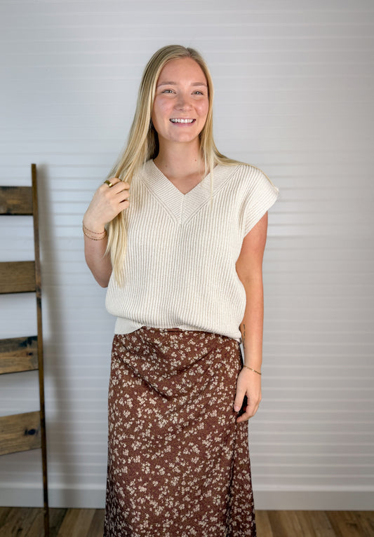 V-Neck Knit Sweater Vest - Cream