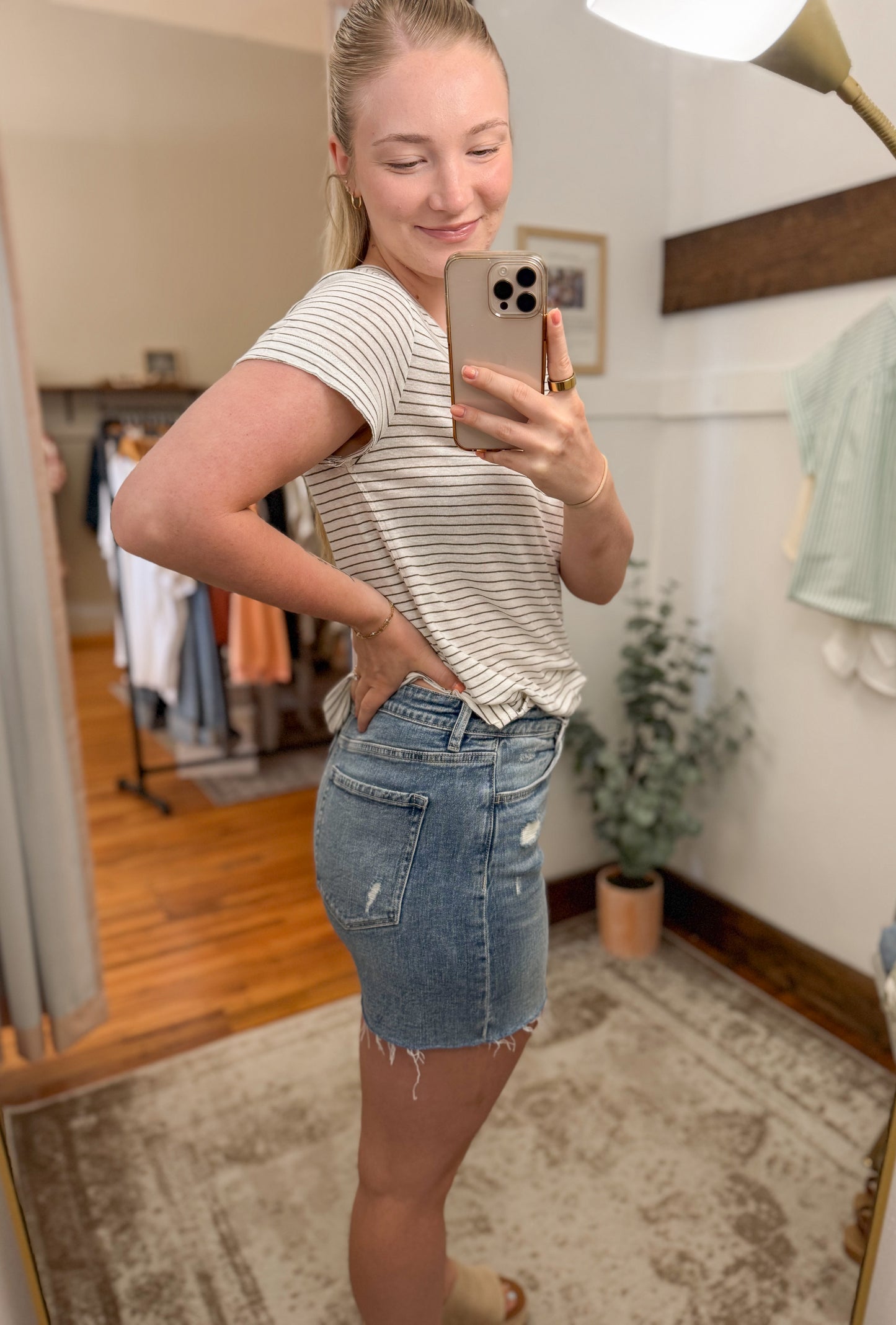 High Rise Relaxed Denim Shorts - Medium Wash