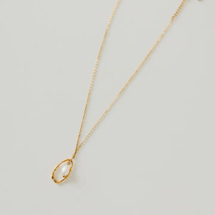 Drop Pearl Pendant Necklace - WATERPROOF