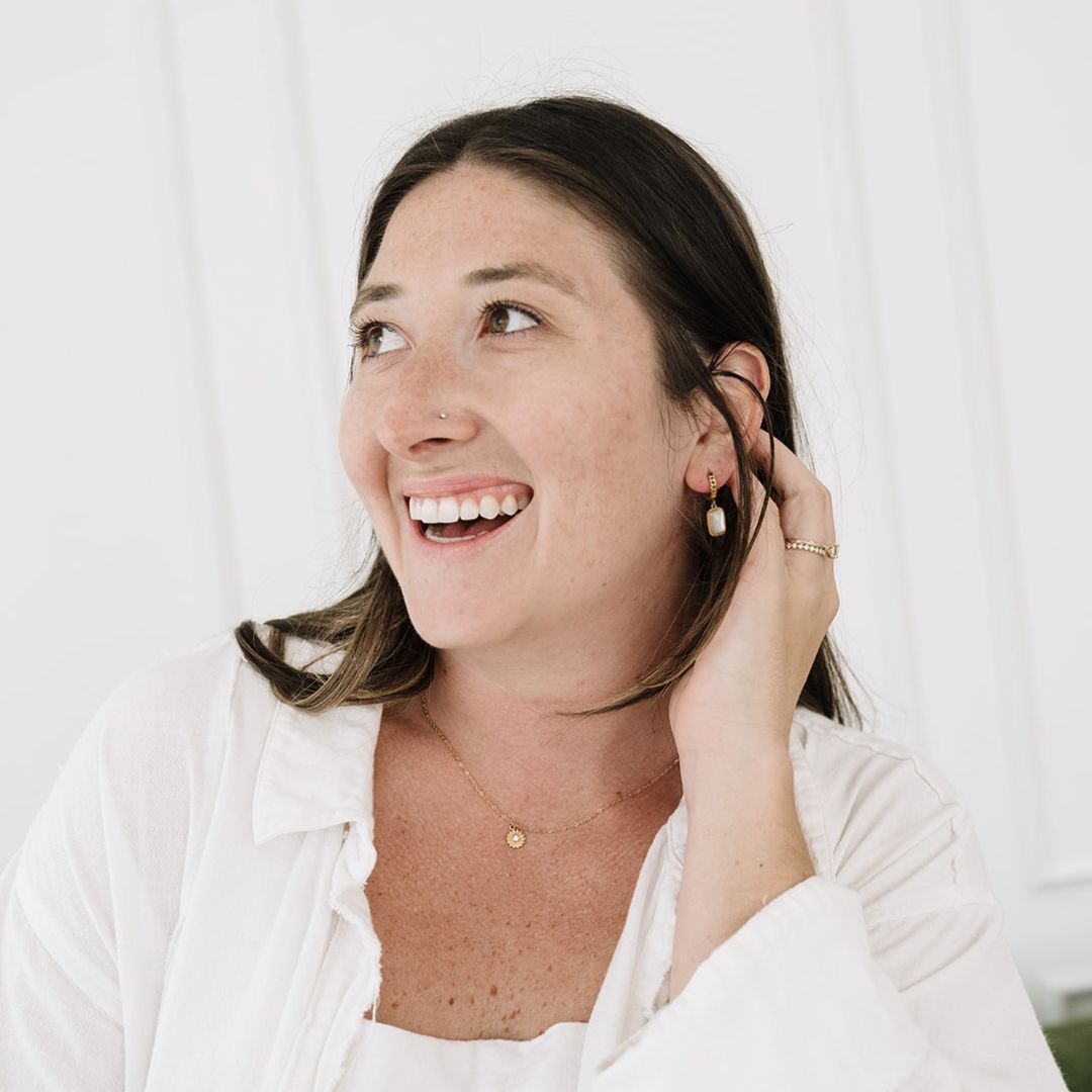 The Foundation Pearl Huggies (2 colors)