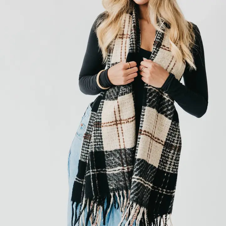 Plaid Fringe Scarf - Black/Camel